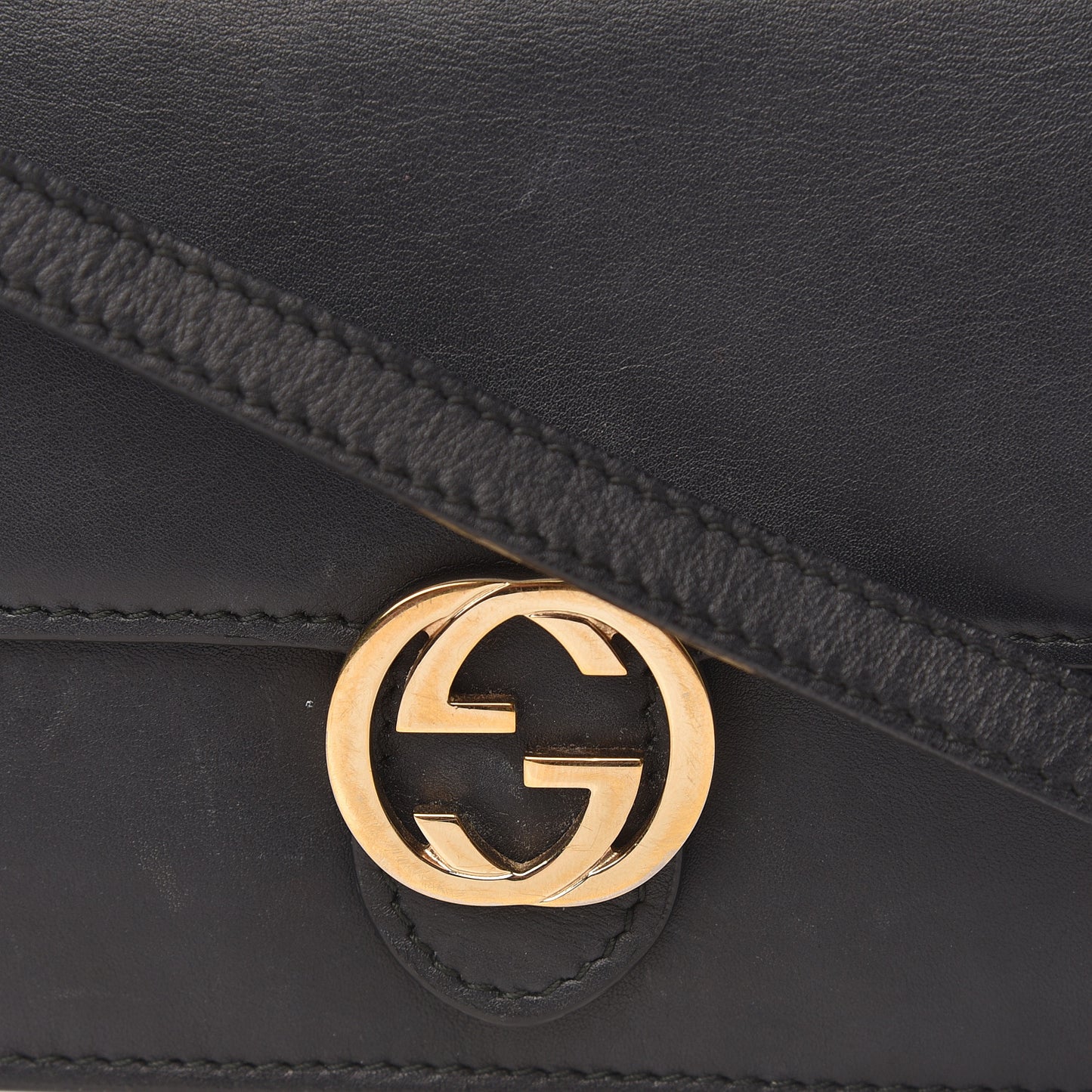 Calfskin Icon Wallet Black