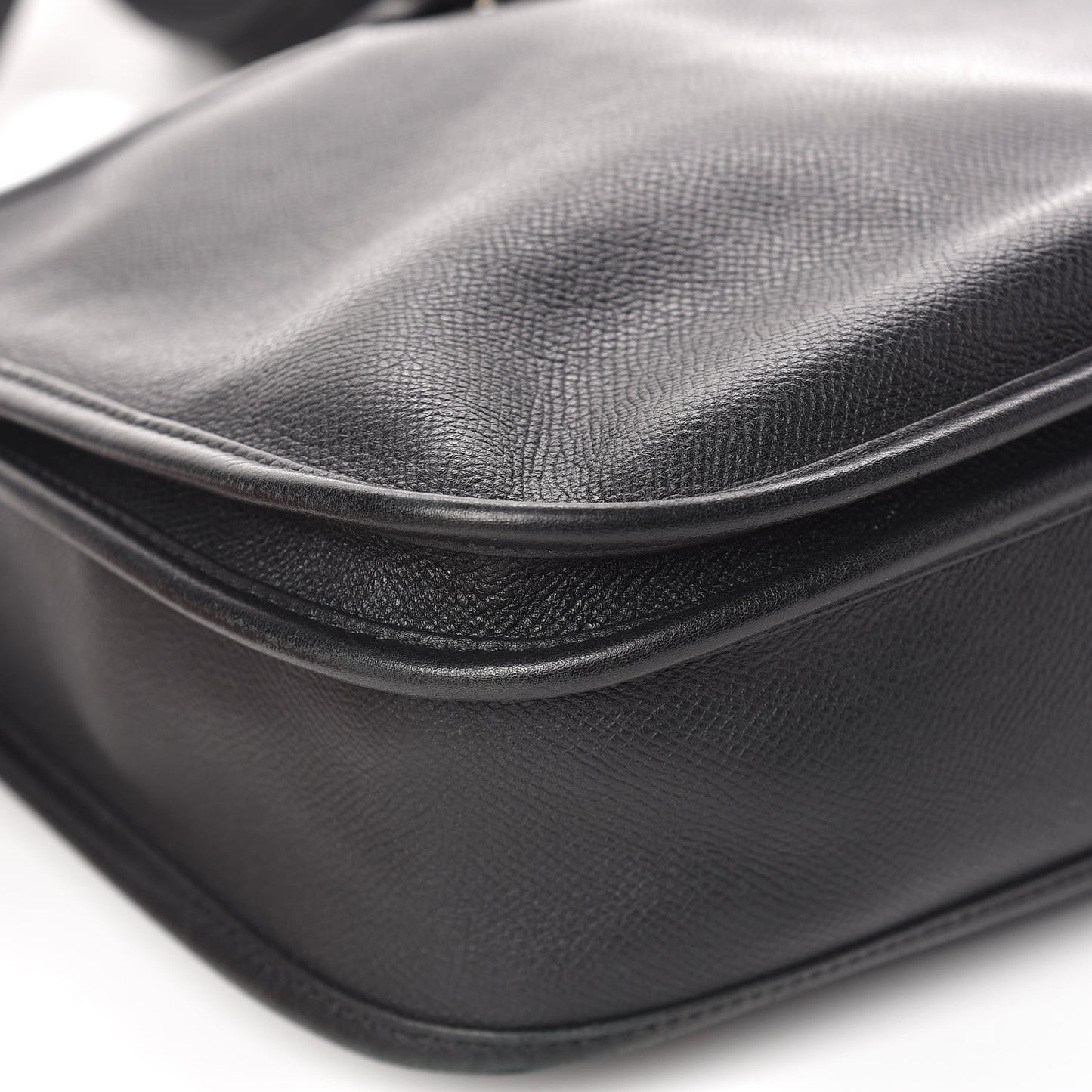 Epsom Evelyne III PM Black