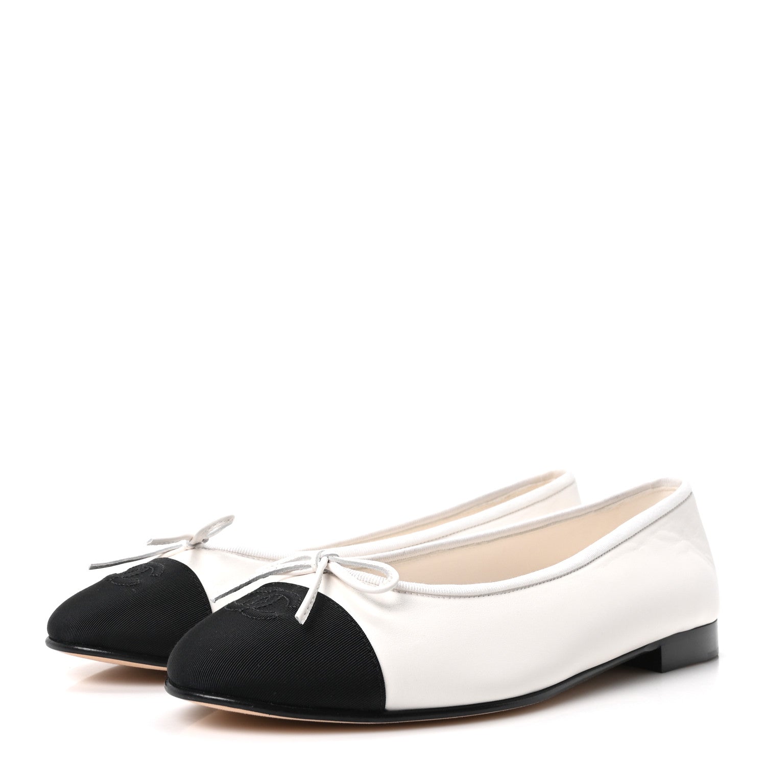 Chanel Lambskin Cap Toe CC Ballerina Flats 40.5 White Black 4 of 10