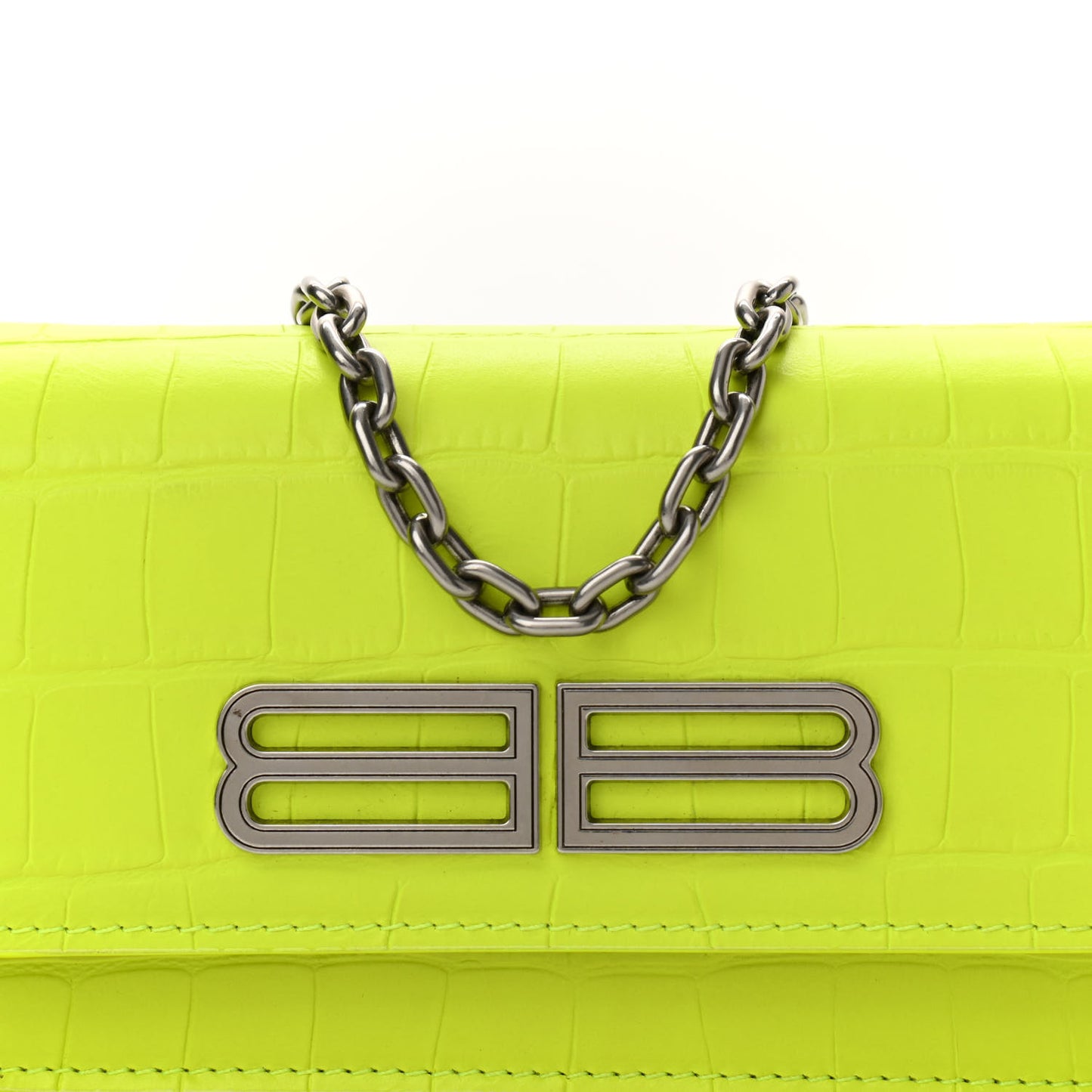 Extra Supple Calfskin Crocodile Embossed Gossip Wallet On Chain Fluo Yellow