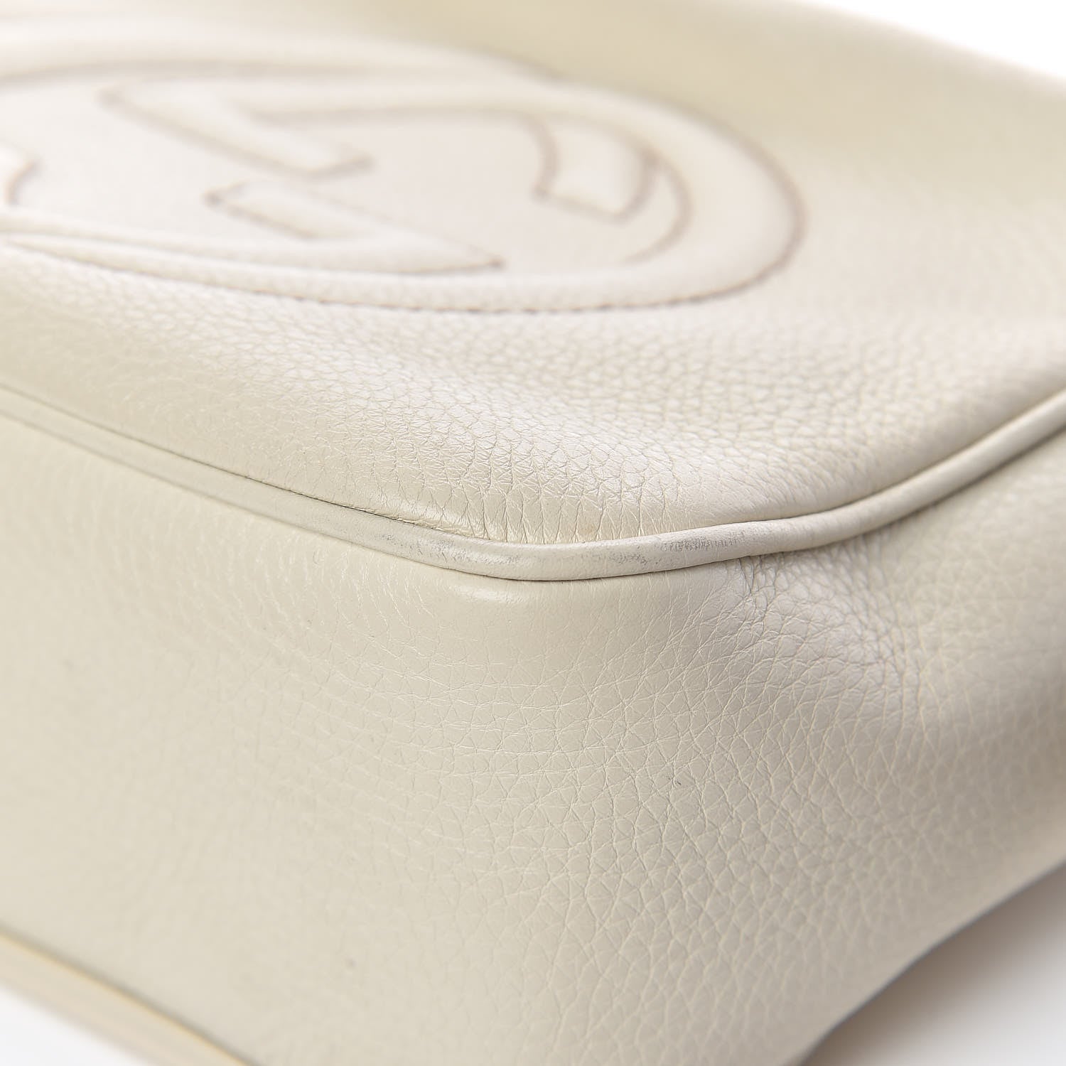 Gucci Pebbled Calfskin Small Soho Disco Bag Off White 12 of 19