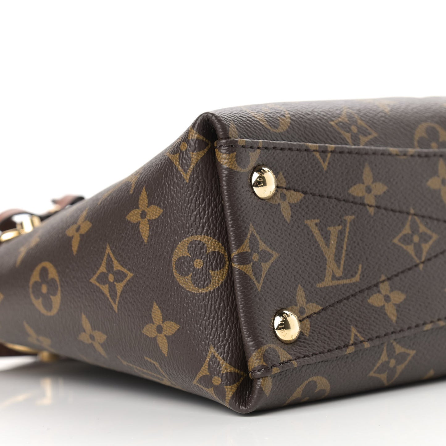 Monogram V Tote BB Black
