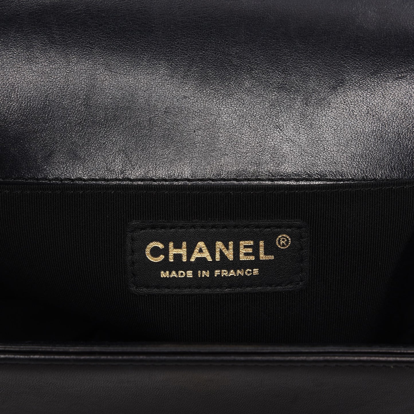 Lambskin Quilted Medium Boy Flap Pearly Black