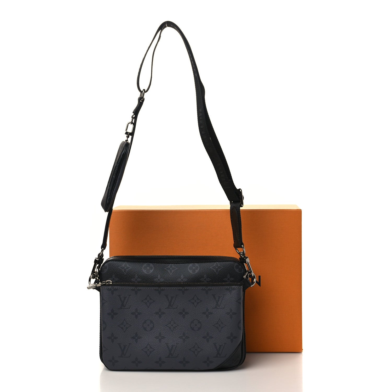 Louis Vuitton Reverse Monogram Eclipse Trio Messenger 9 of 9