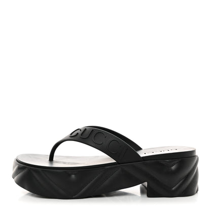 Gucci Rubber Chevron Logo Embossed Womens Thong Platform Sandals 35 Black 1 of 9