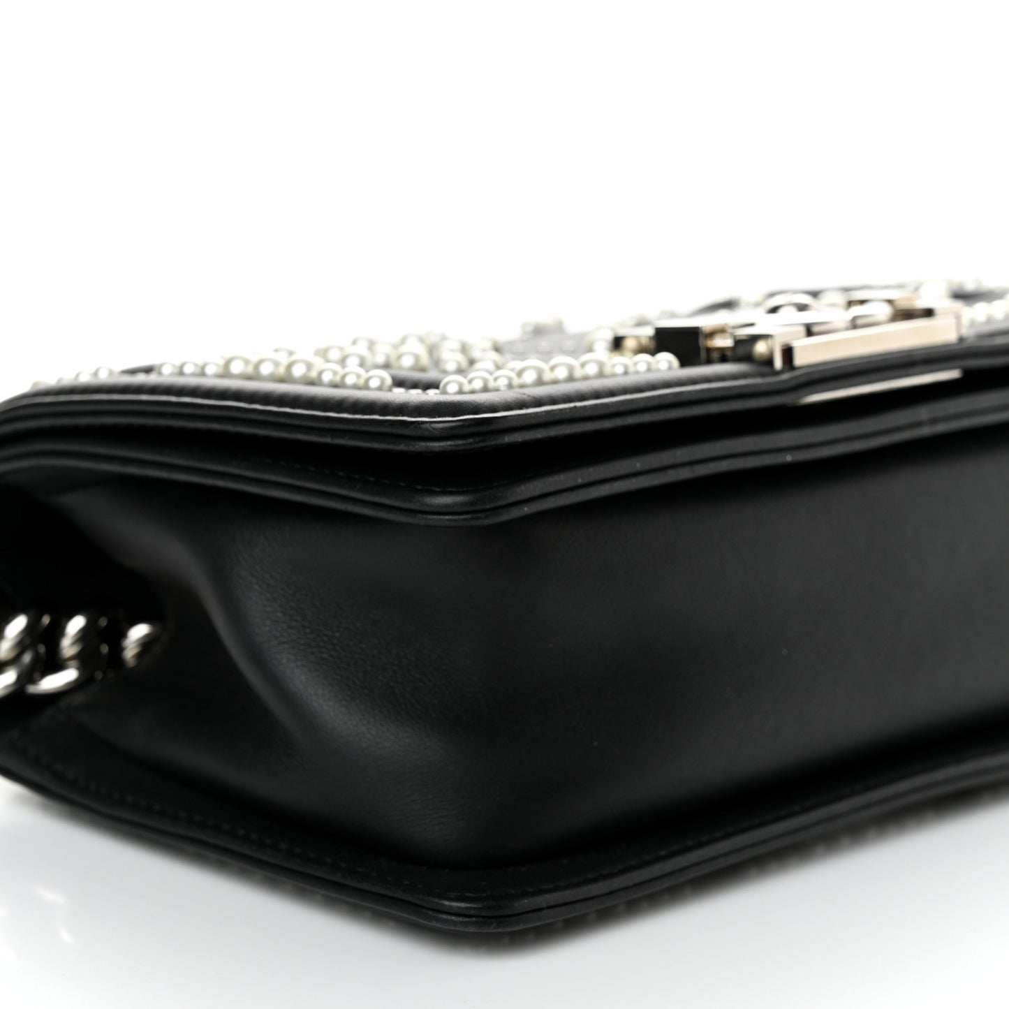 Calfskin Pearl Chevron Small Boy Flap Black