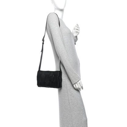 Bottega Veneta Nappa Maxi Intreccio Cassette Bag Black Parakeet 2 of 13
