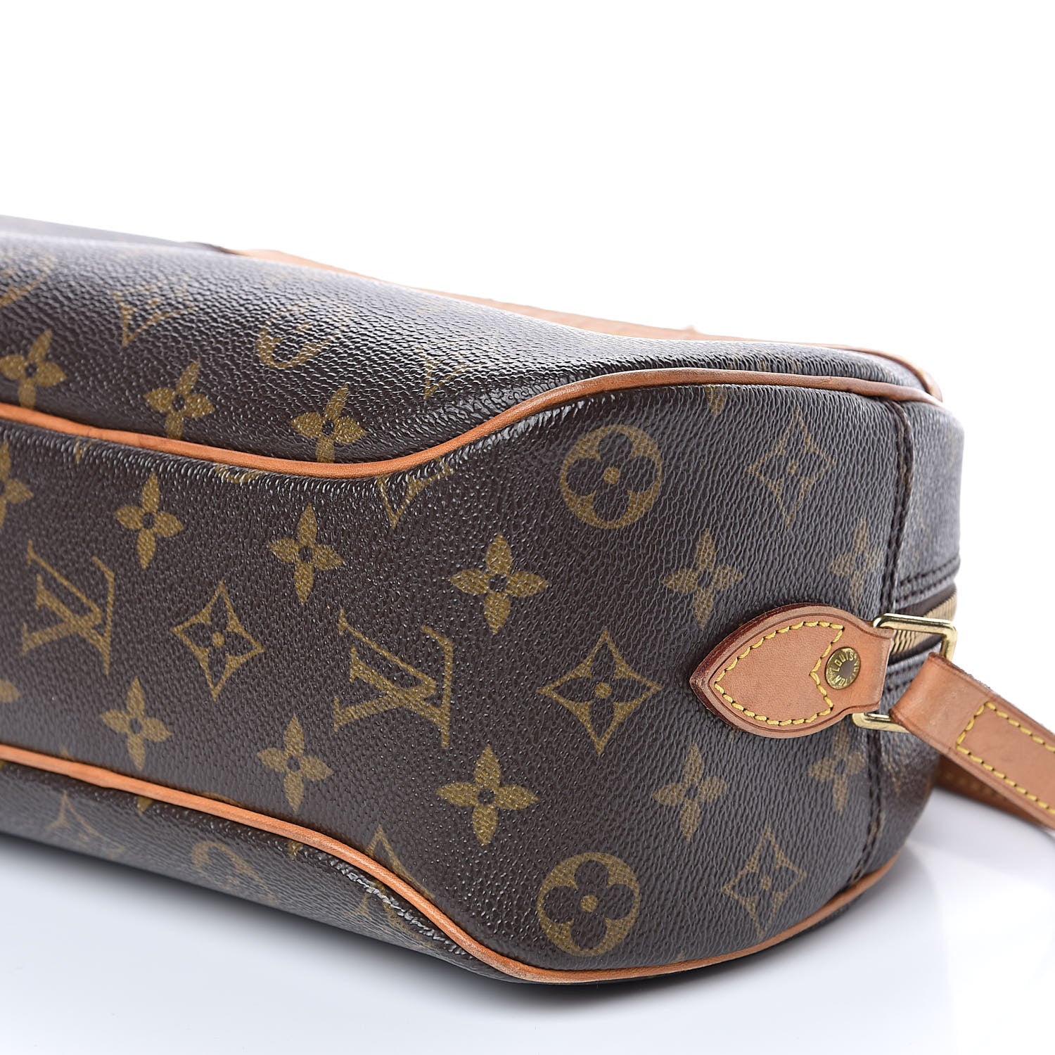 Louis Vuitton Monogram Blois 8 of 13