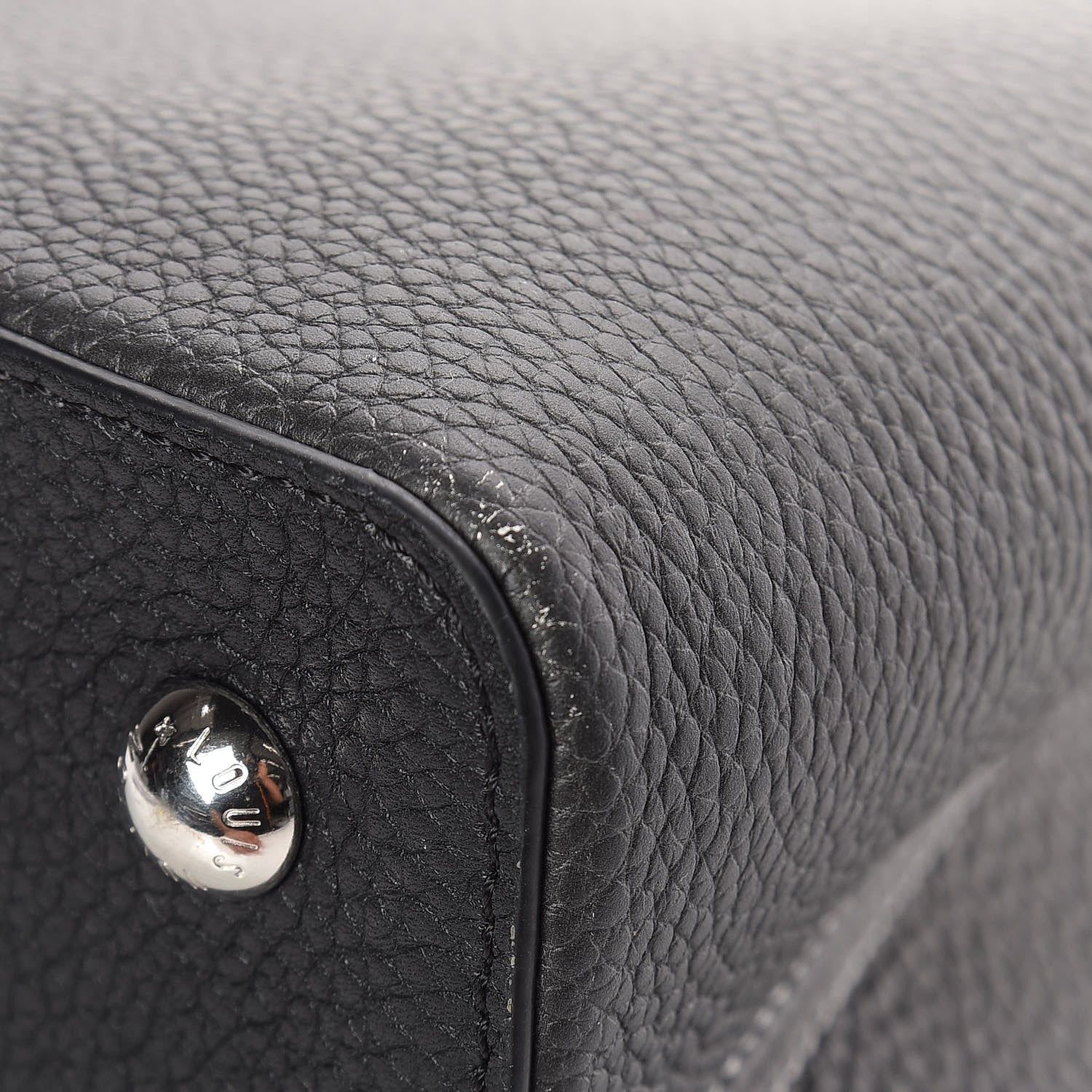 Louis Vuitton Taurillon Capucines MM Cloudy Black 10 of 13