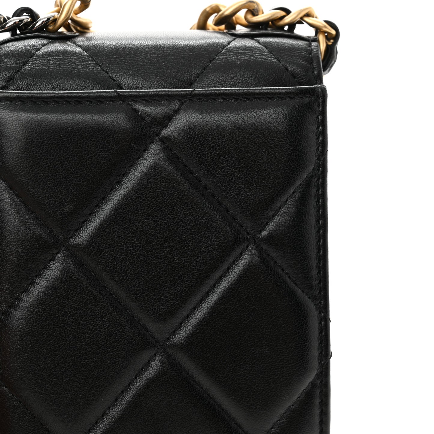 Lambskin Quilted Chanel 19 Phone Holder With Chain Black