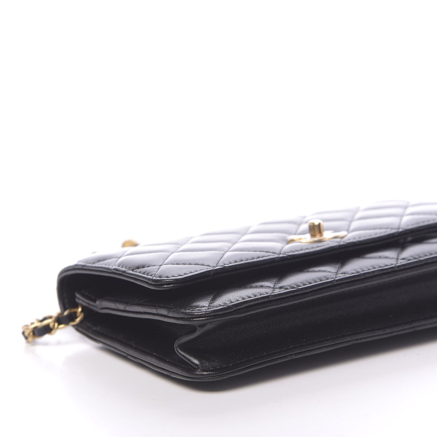 Lambskin Quilted CC Pearl Crush Wallet on Chain WOC Black