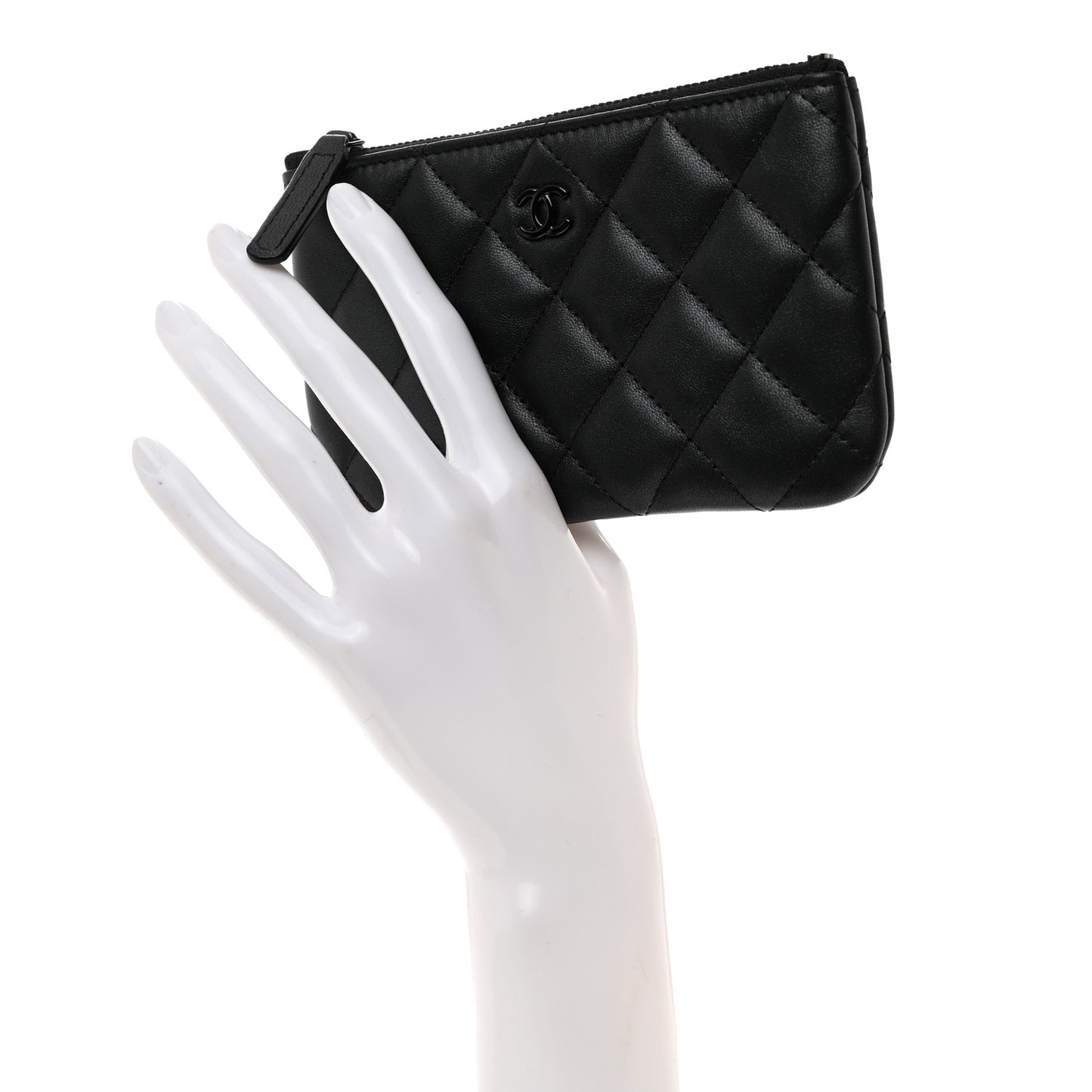 Pearly Lambskin Quilted Small Cosmetic Case So Black
