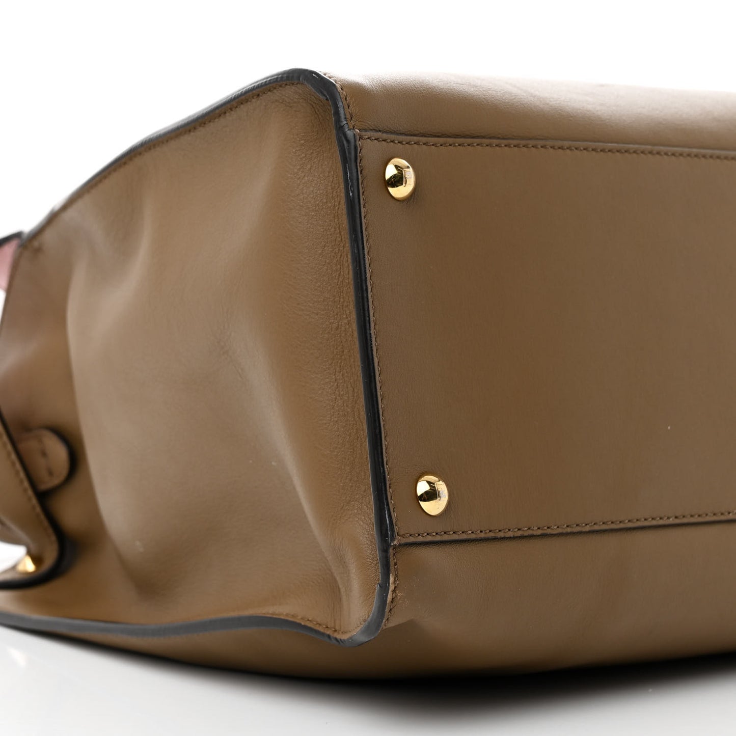 Vitello Seta Century Large Peekaboo X-Lite Fango Mandorlo