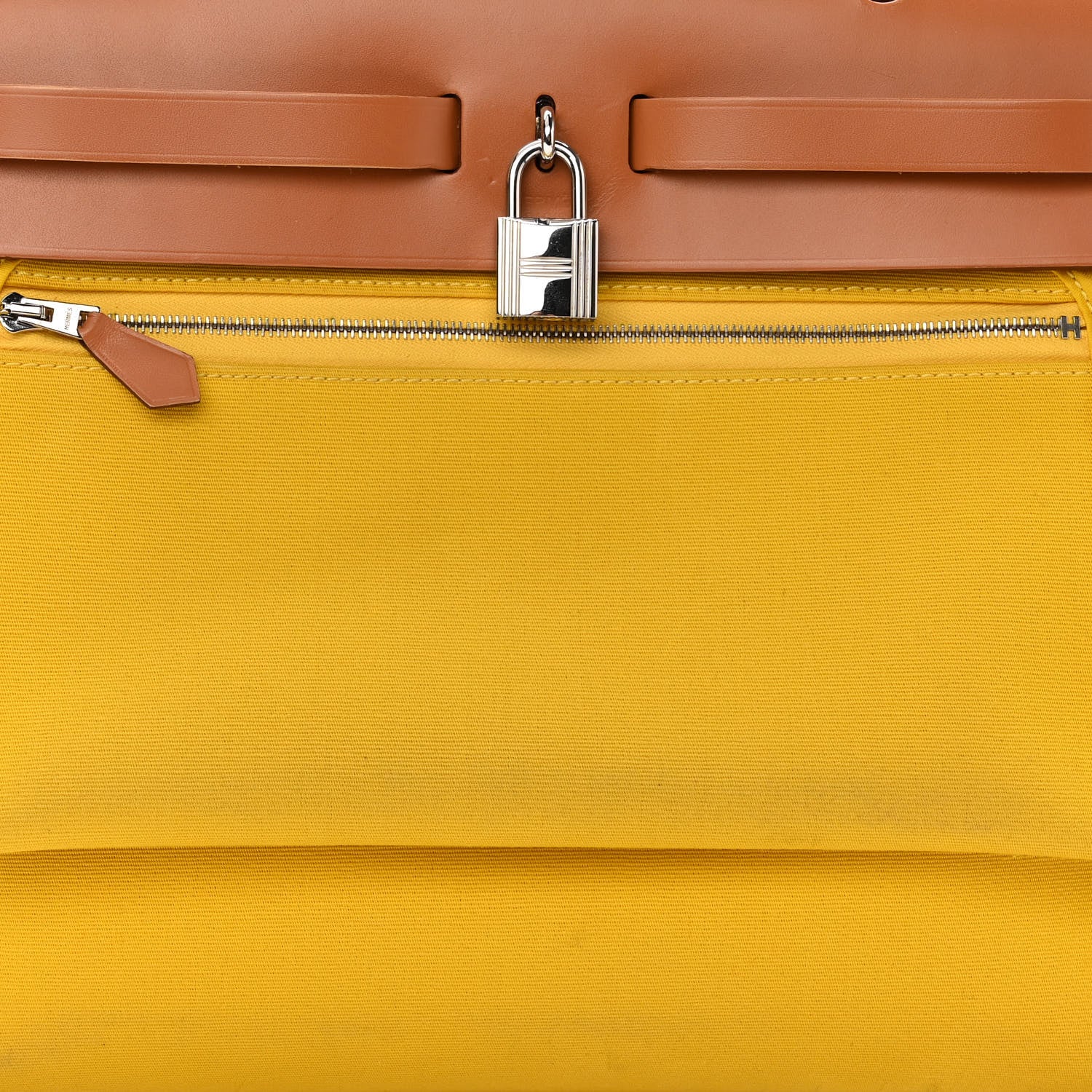 Hermes Vache Hunter Toile Officier Herbag Zip PM 31 PM Natural Jaune De Naples 25 of 29