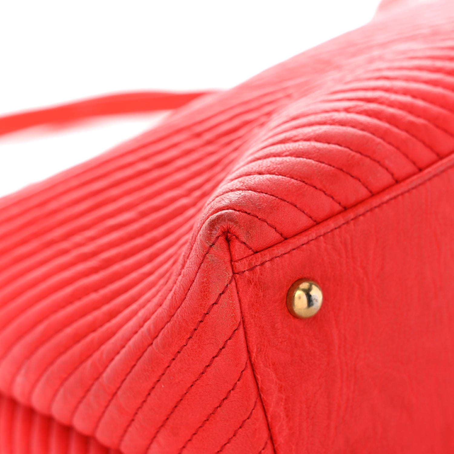Chanel Wrinkled Lambskin Chevron Quilted Large Surpique Tote Red 6 of 31
