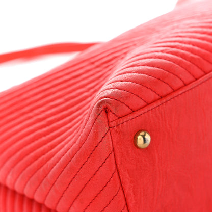 Chanel Wrinkled Lambskin Chevron Quilted Large Surpique Tote Red 6 of 31