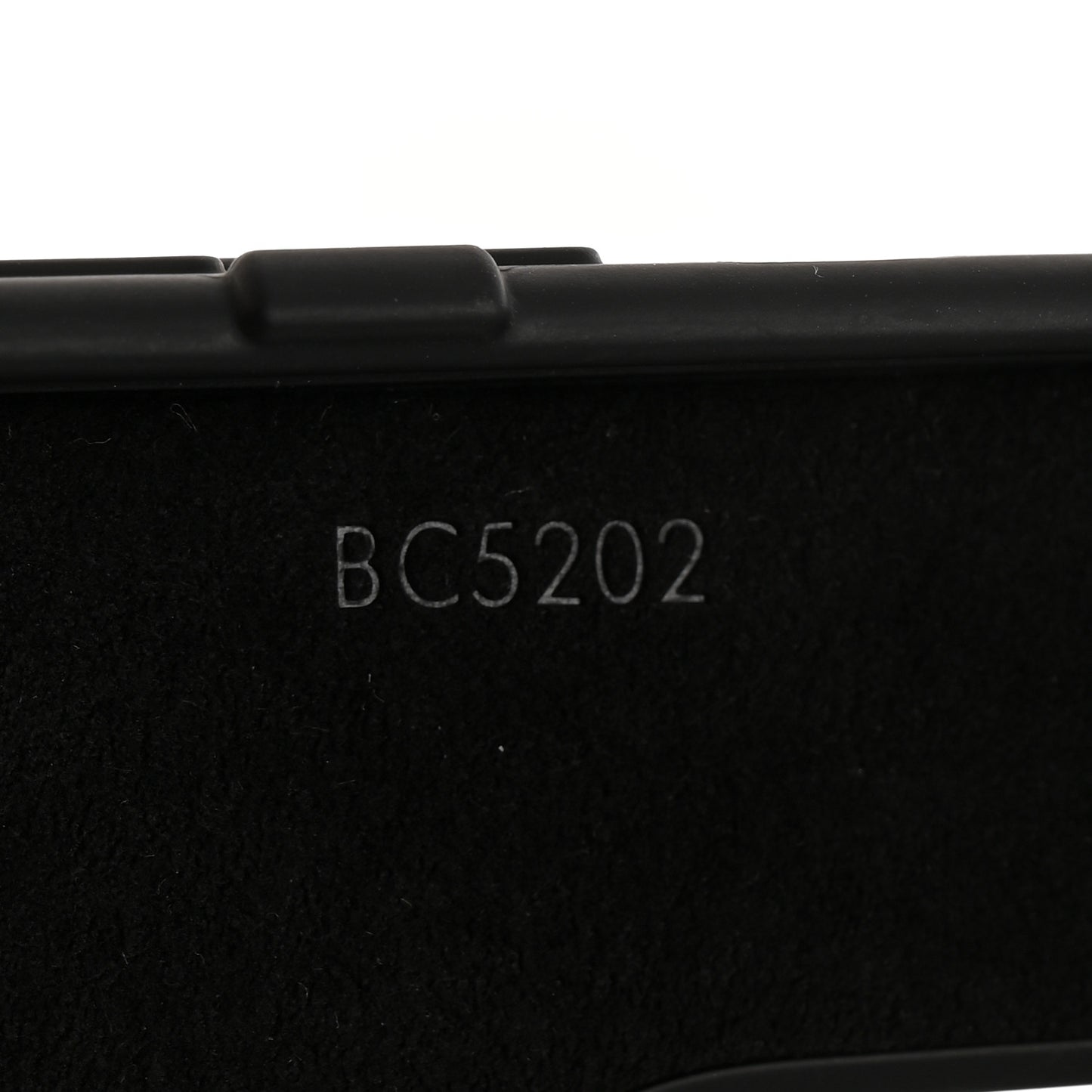 Rubber Monogram Trunk With Chain iPhone 14 Pro Case Black