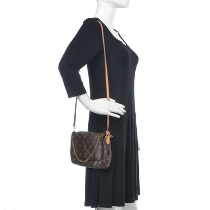Louis Vuitton Monogram Favorite MM 2 of 11