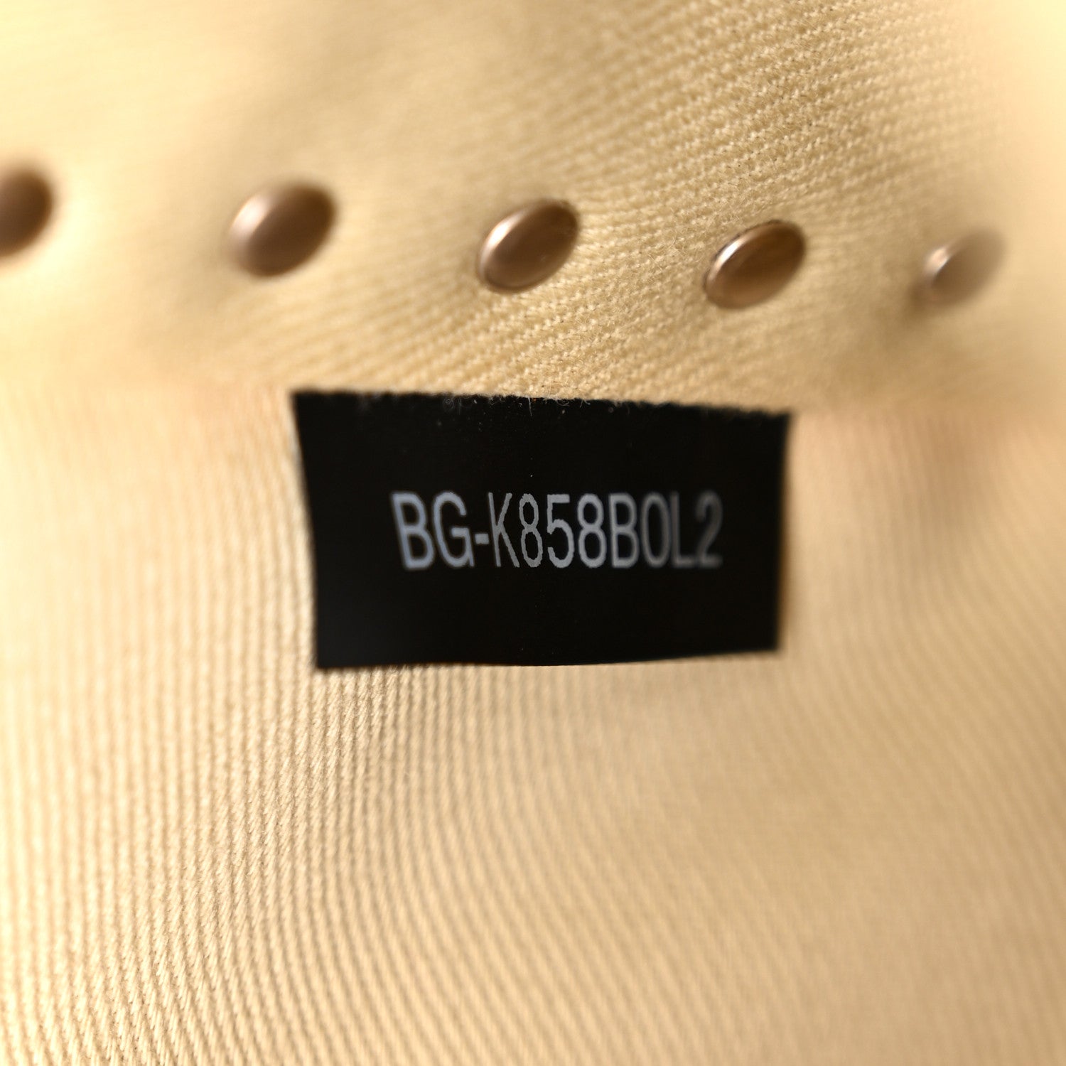 Valentino Garavani Vitello Medium Rockstud Backpack Sky Sorbet 7 of 10