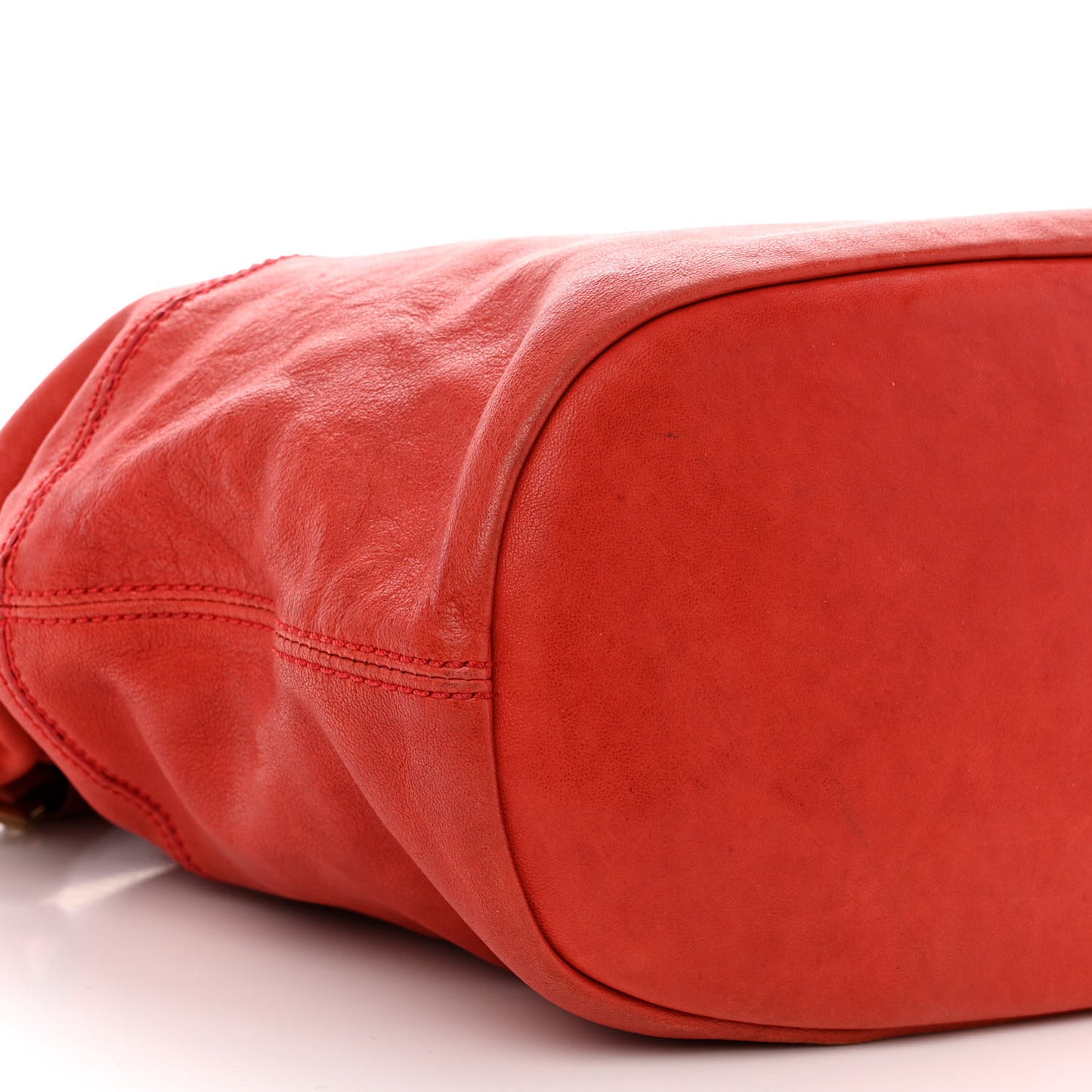 Lambskin Medium Nightingale Red