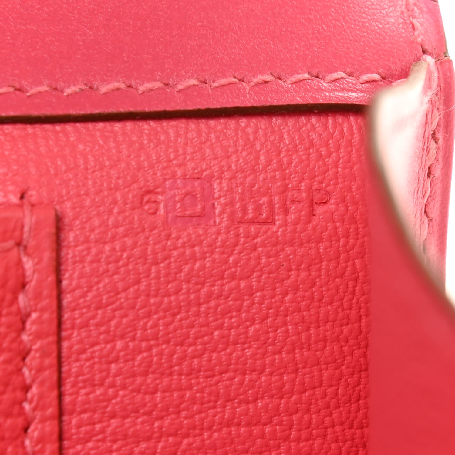 Hermes Tadelakt Medor 23 Clutch Rose Lipstick 6 of 8
