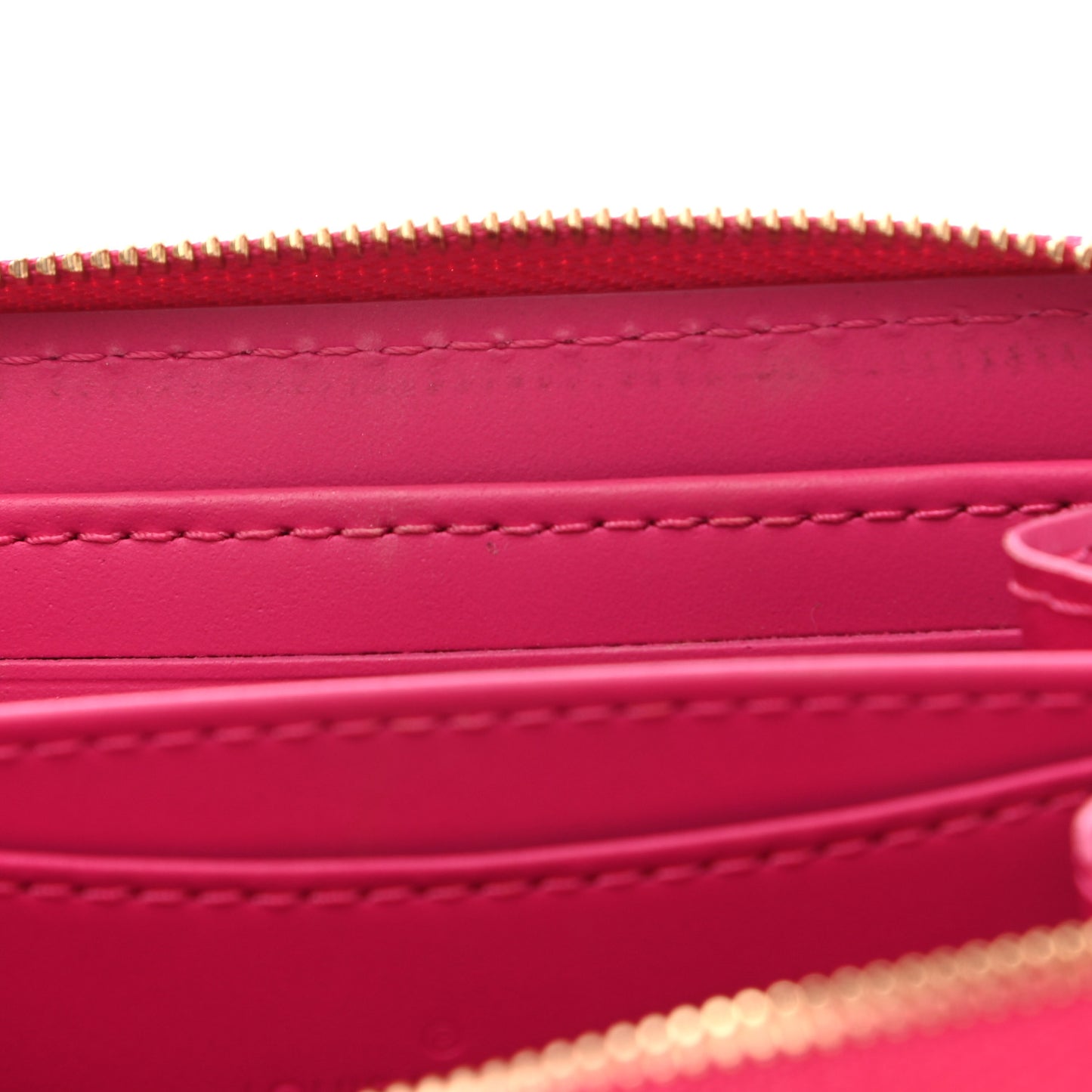 Vernis Valentine Zippy Coin Purse Fuchsia