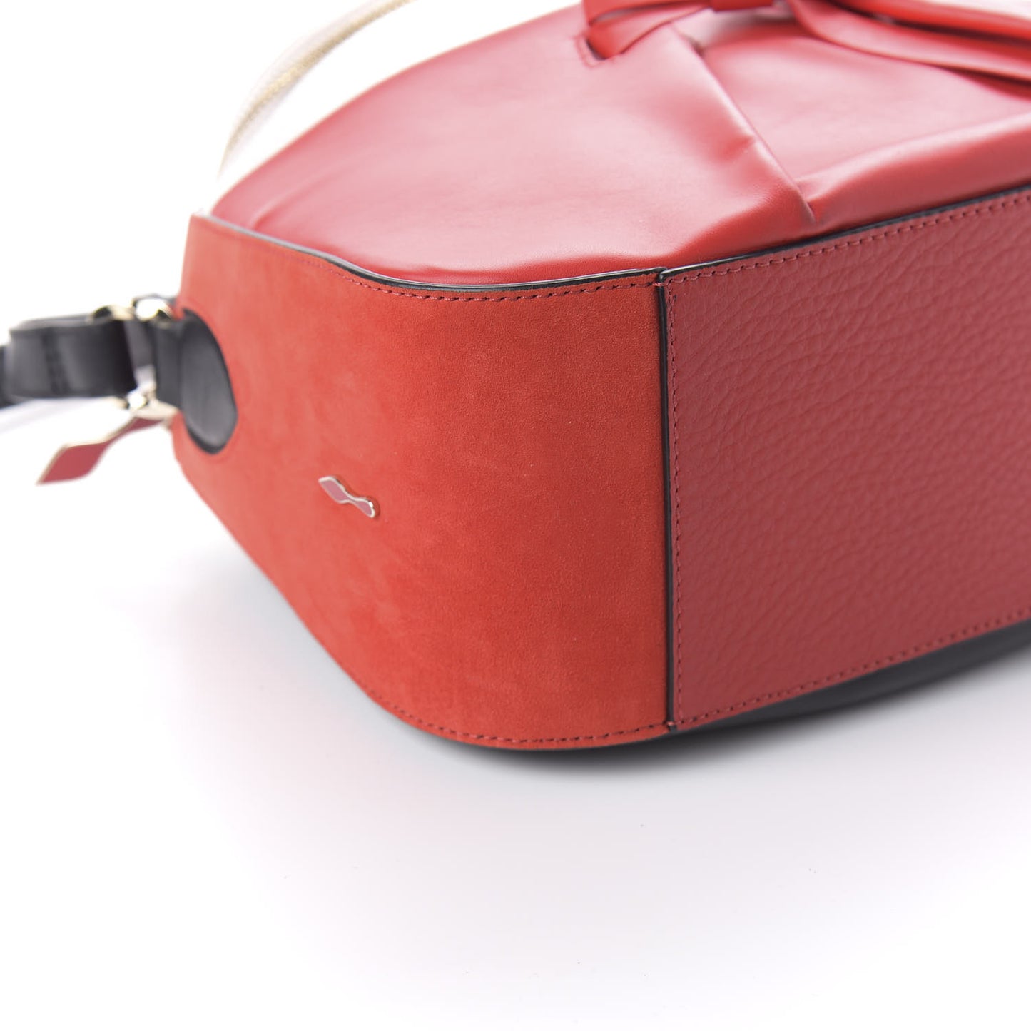 Calfskin Salina Messenger Bag Corazon