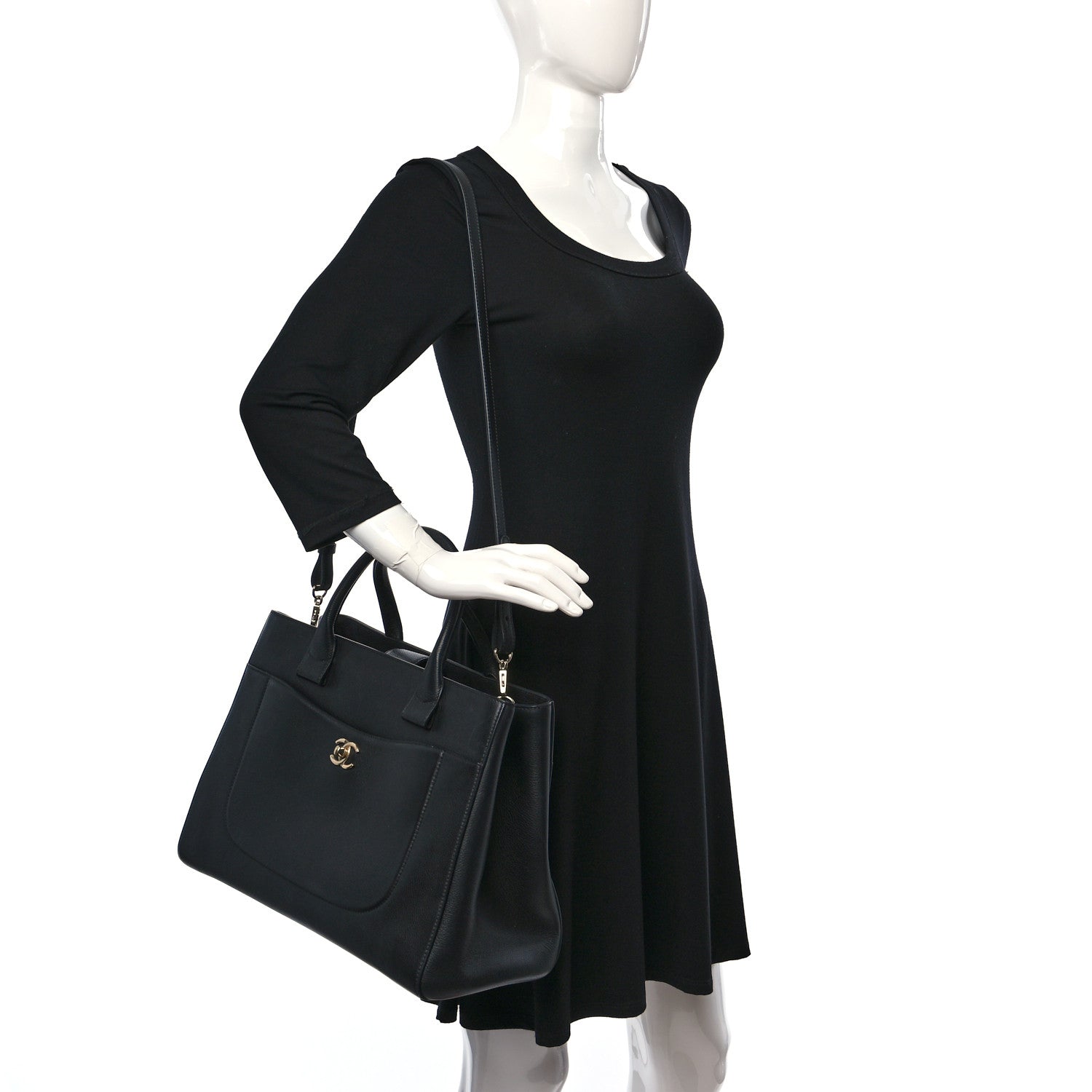 Chanel Grained Calfskin Large Neo Executive Shopper Tote Black 2 of 10