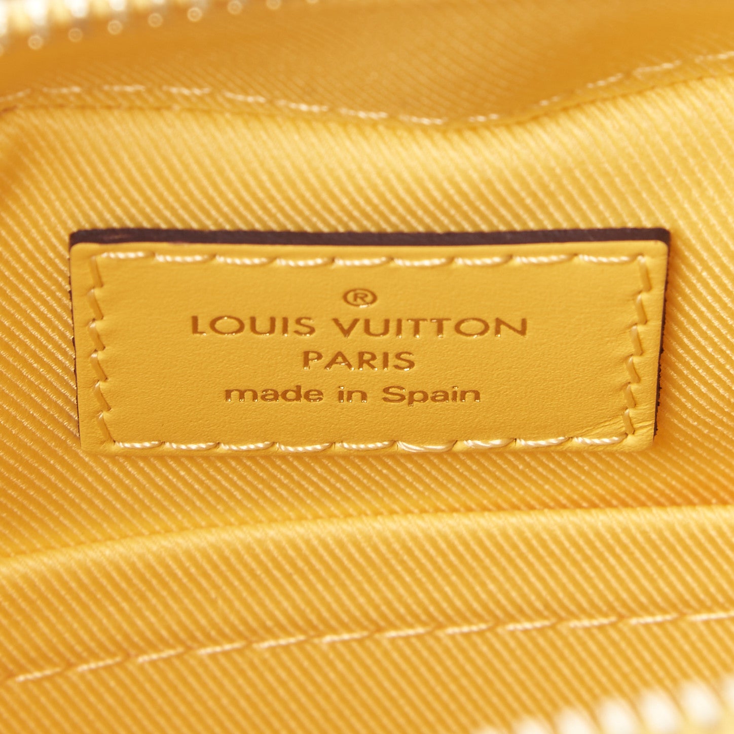 Louis Vuitton Damier Azur Saintonge Pineapple 9 of 9