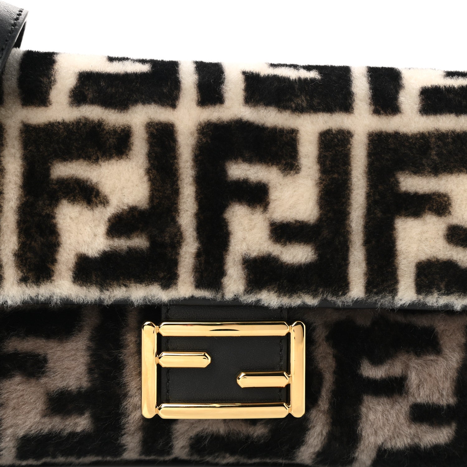 Fendi Shearling Vitello Dolce Macro FF 1974 Baguette White Ice Tortora Tobacco 8 of 8