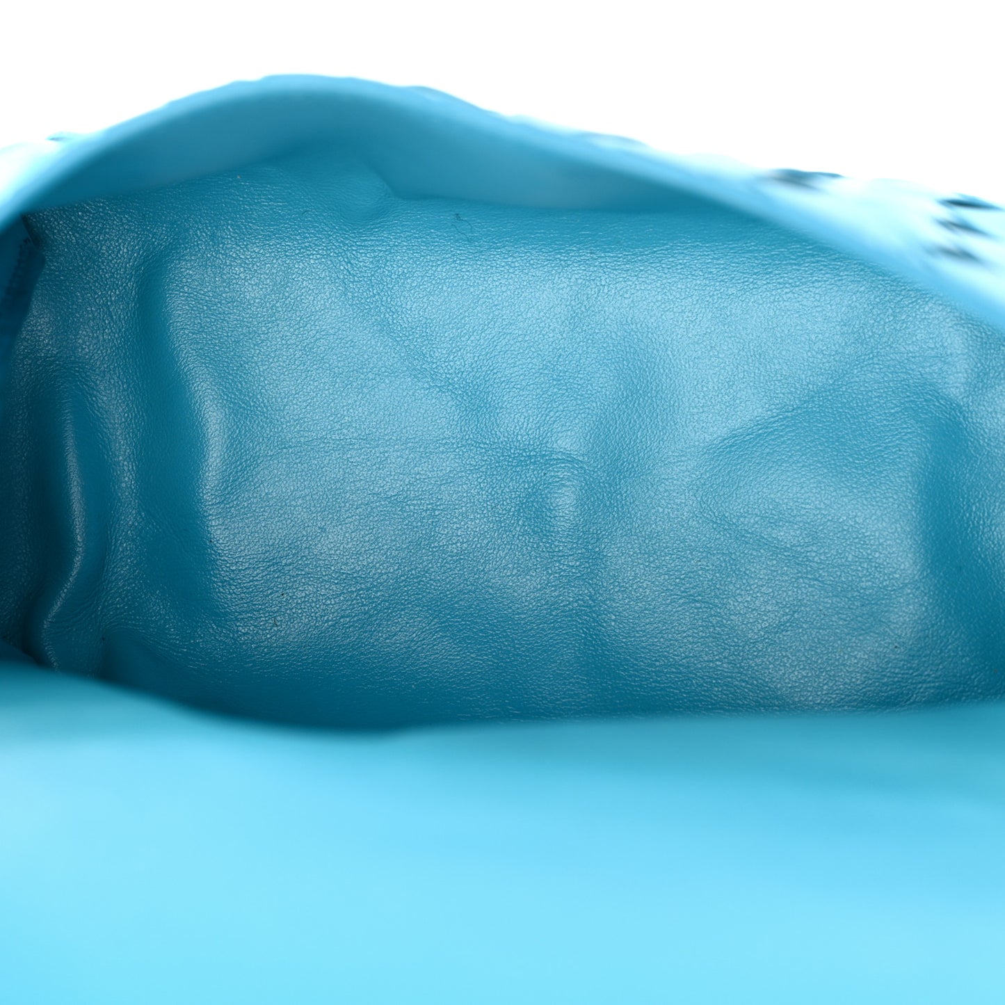 Nappa Intrecciato Pouch On Strap Pool