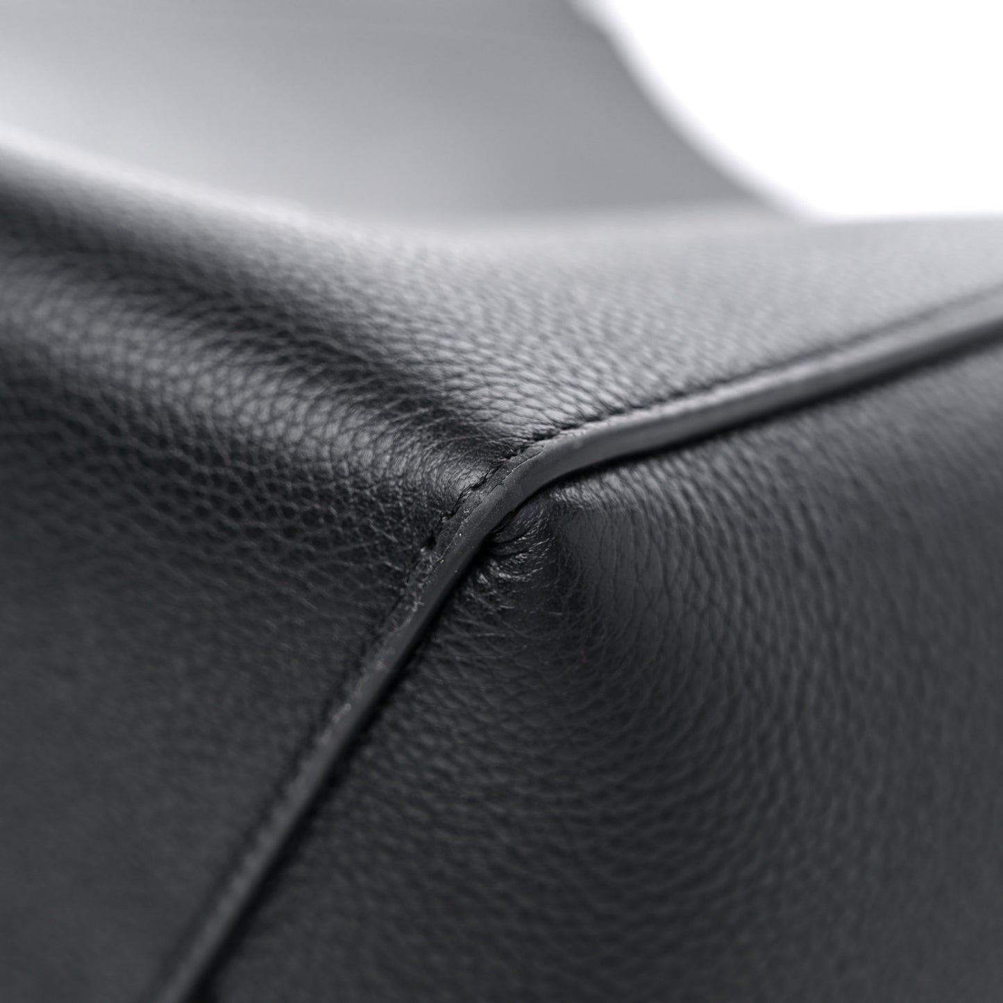 Soft Grained Calfskin Small Sangle Bucket Bag Black