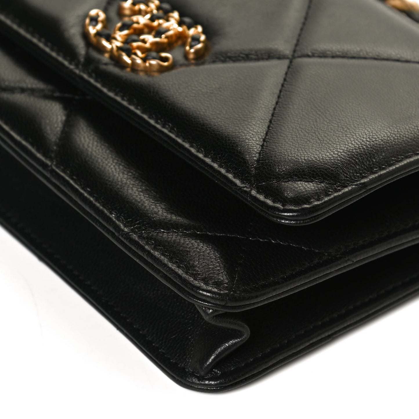 Goatskin Quilted Chanel 19 Wallet On Chain WOC Black