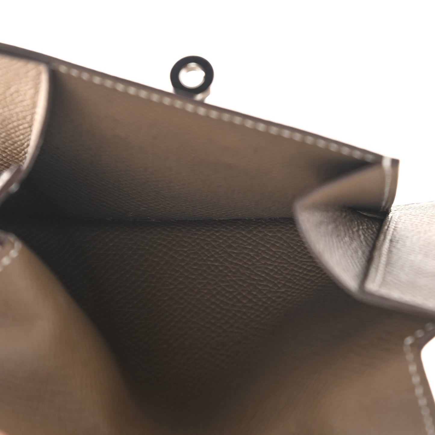 Epsom Kelly Pocket Compact Wallet Etoupe