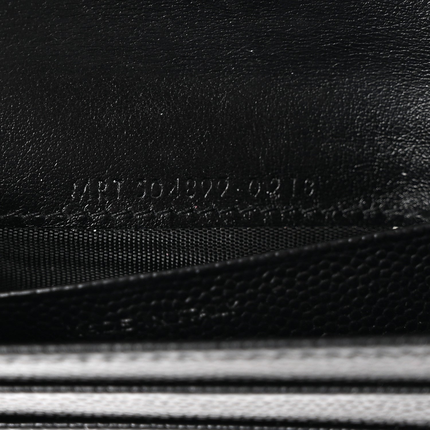 Saint Laurent Grain De Poudre Matelasse Chevron Monogram Card Case Black 8 of 11