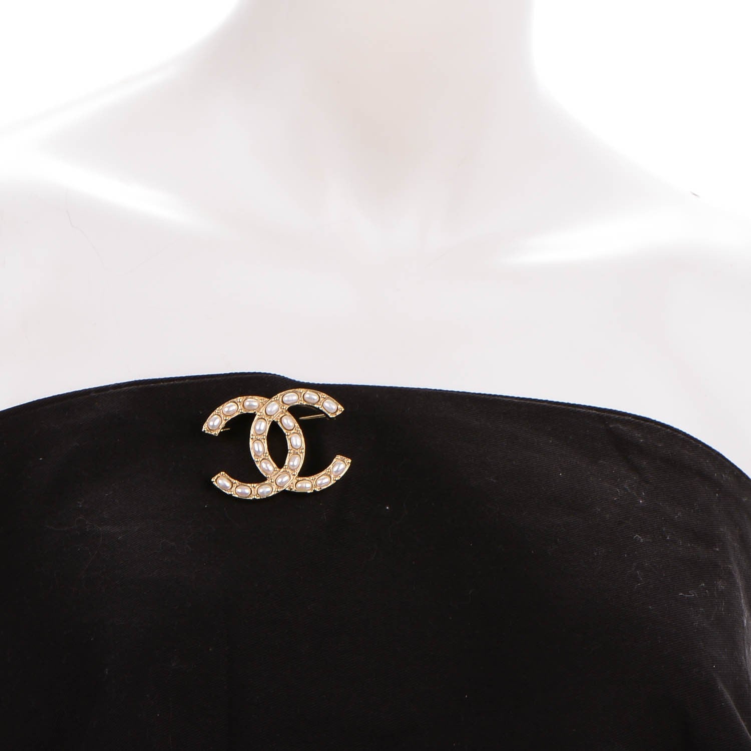 Chanel Pearl Large CC Brooch Gold 2 of 5