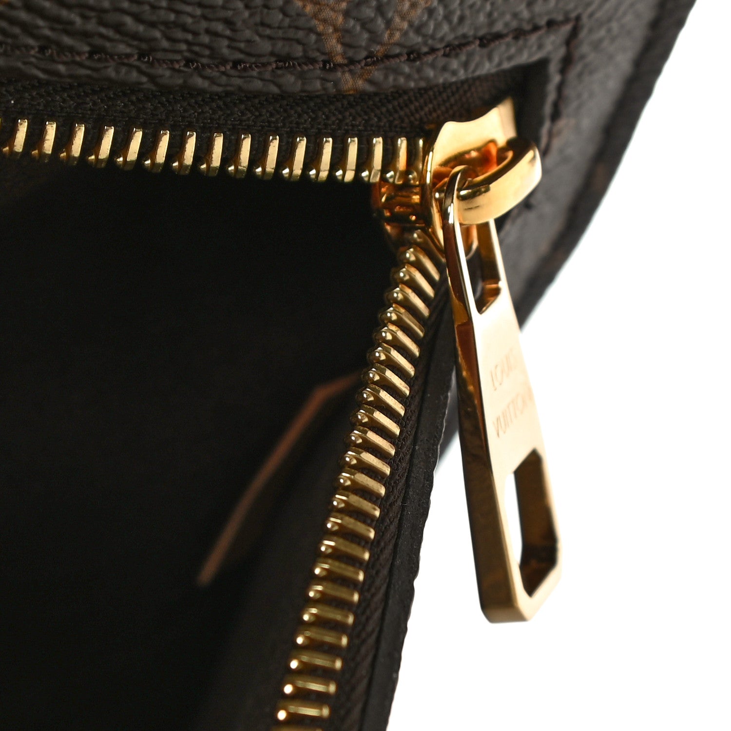 Louis Vuitton Monogram Pochette Metis 7 of 10