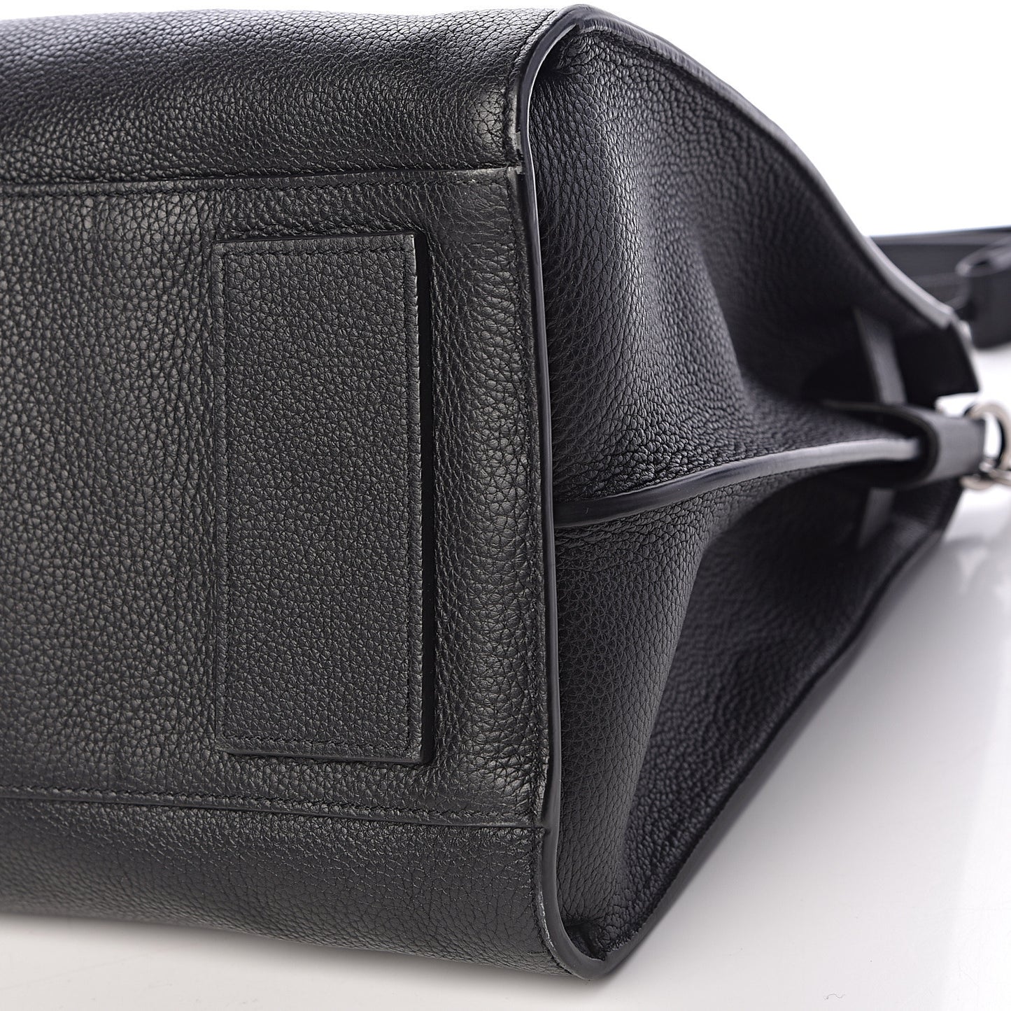 Grained Calfskin Medium Souple Sac De Jour Duffle Black