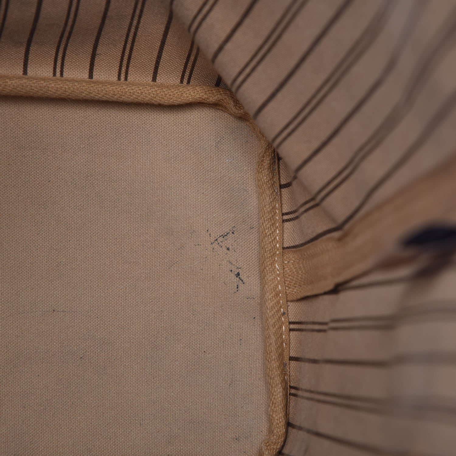 Louis Vuitton Monogram Neo Neverfull MM 9 of 19