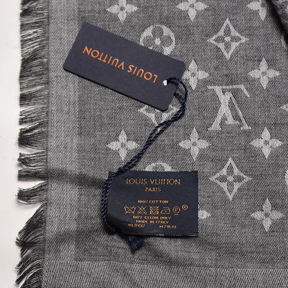 Louis Vuitton Cotton Monogram Essential Stole Gris 4 of 4