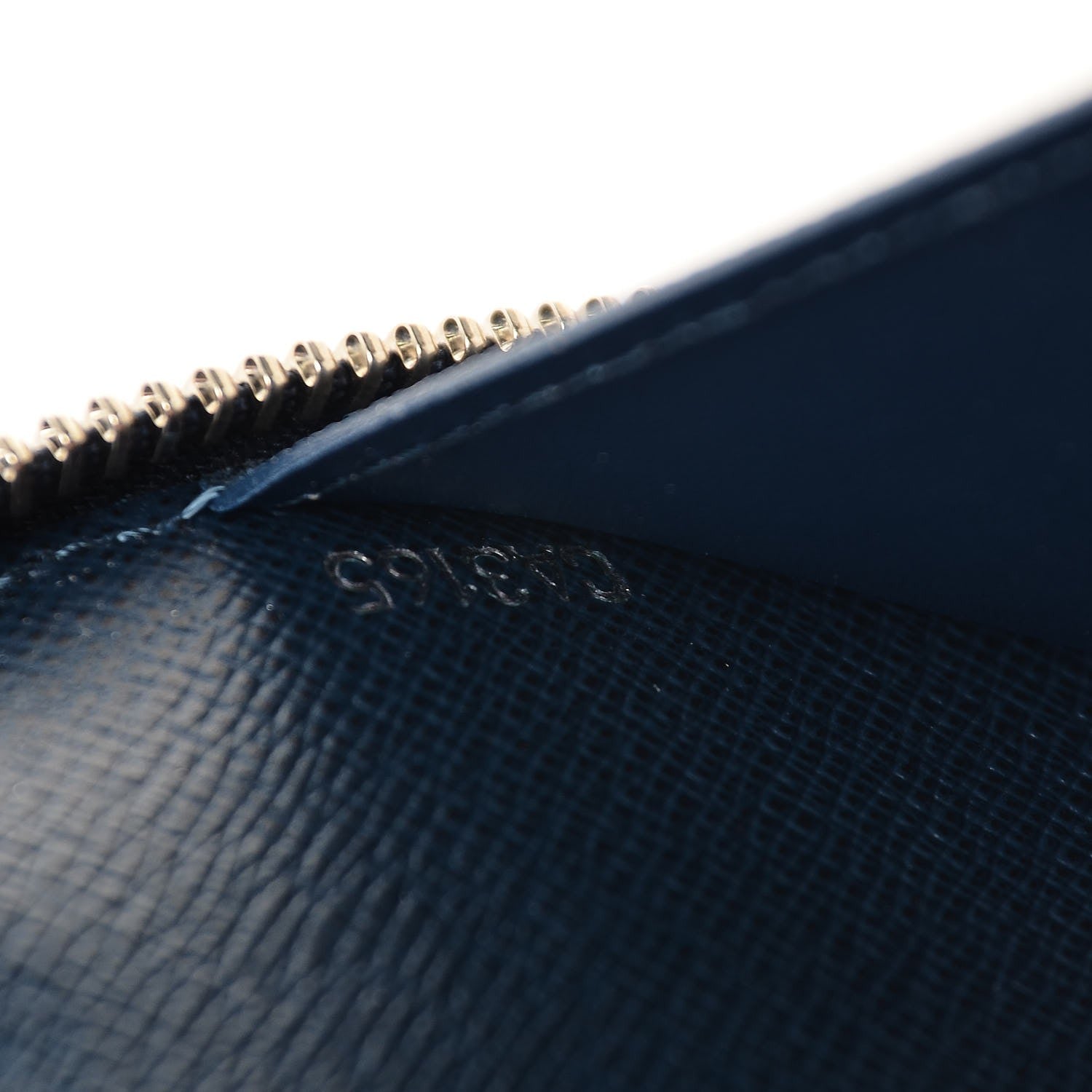 Louis Vuitton Taiga Zippy Organizer Wallet Ocean 7 of 7