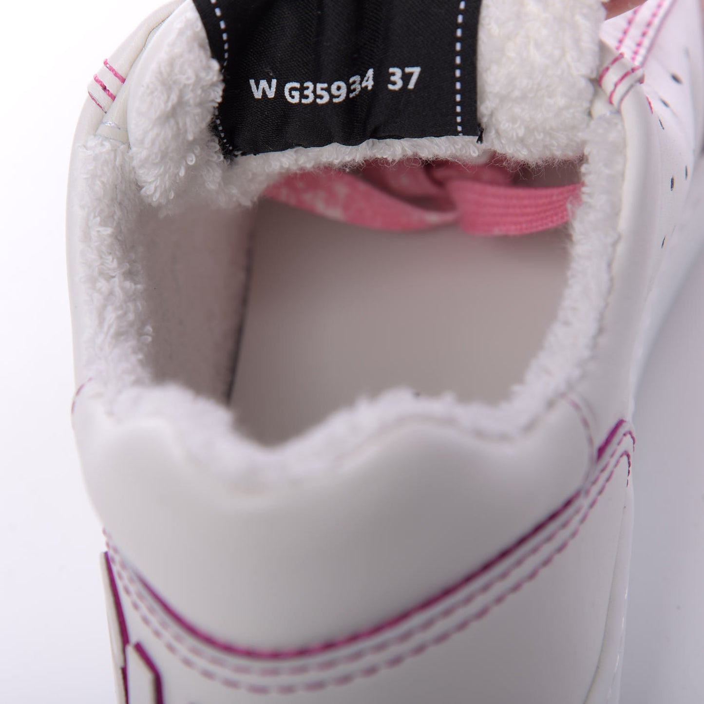 Calfskin Womens Logo Sneakers 37 White Pink