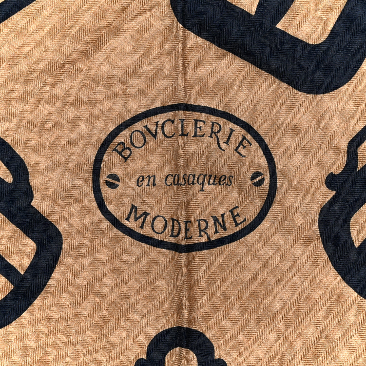 Cashmere Silk Bouclerie Moderne En Casaque Giant Triangle Scarf Caramel Caban