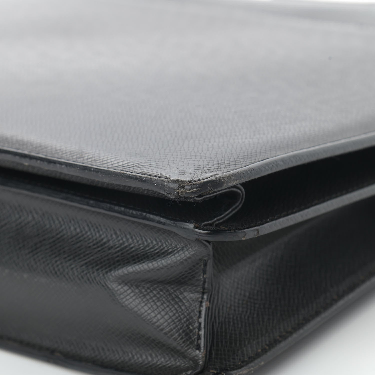 Louis Vuitton Taiga Robusto 2 Compartment Briefcase Black 10 of 18