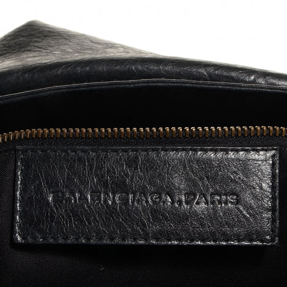 Chevre Classic Hardware Flat Messenger Black