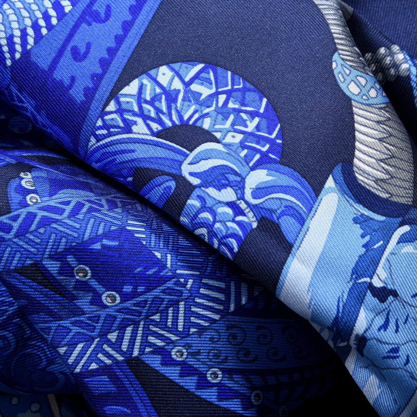 Silk Bracelets de Lumiere Scarf 90