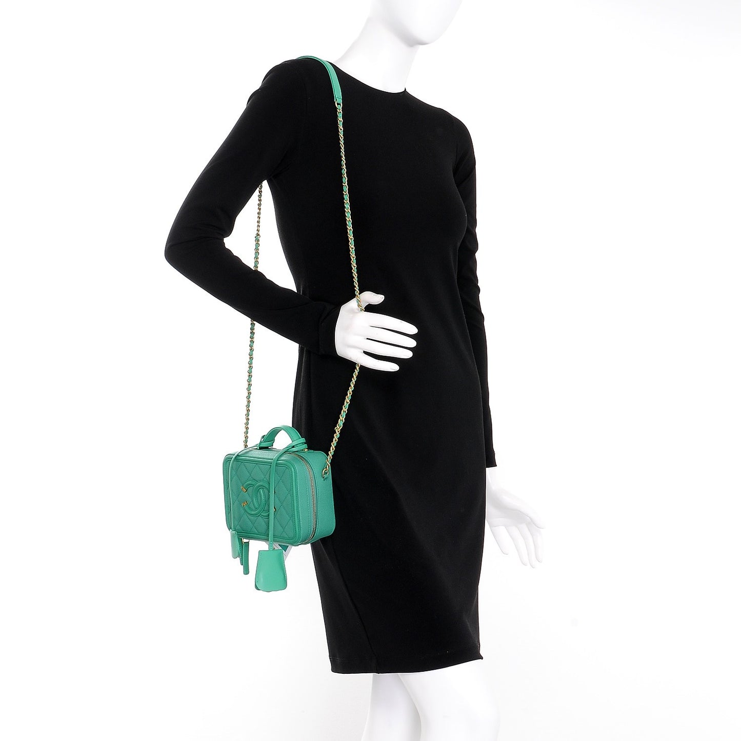 Caviar Quilted Small CC Filigree Vanity Case Green