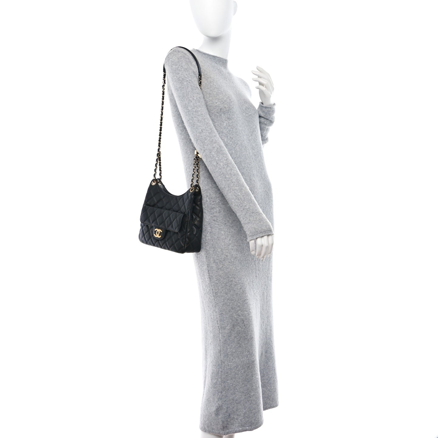 Caviar Quilted Wavy CC Hobo Black