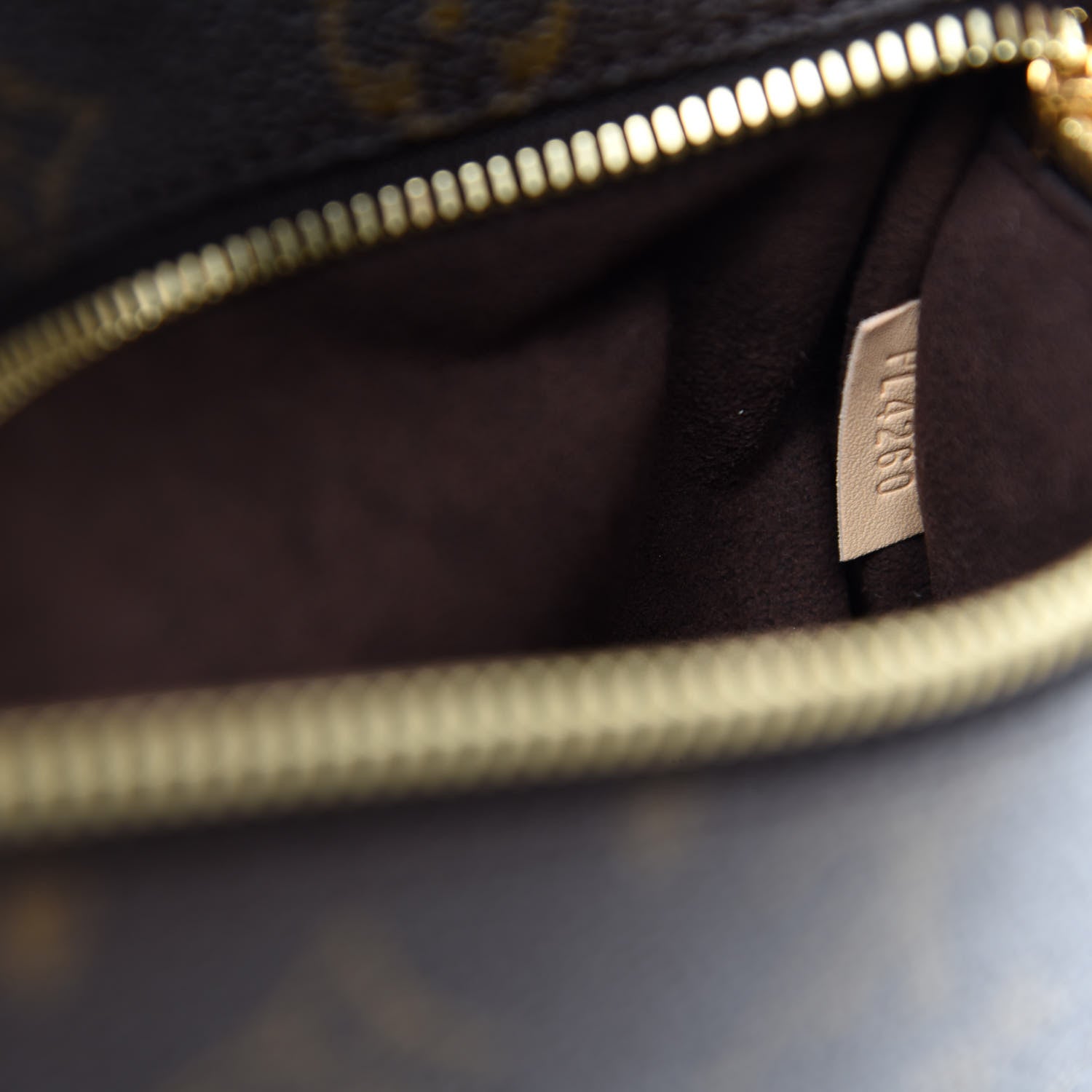 Louis Vuitton Monogram Pochette Metis 9 of 11