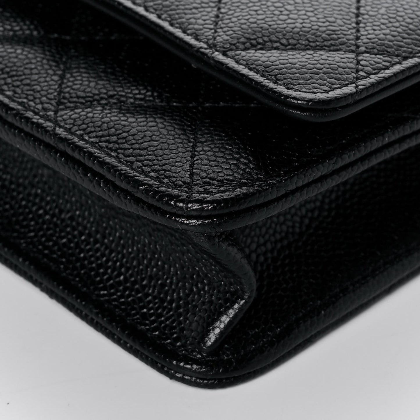 Shiny Caviar Quilted Pick Me Up Wallet On Chain WOC Black